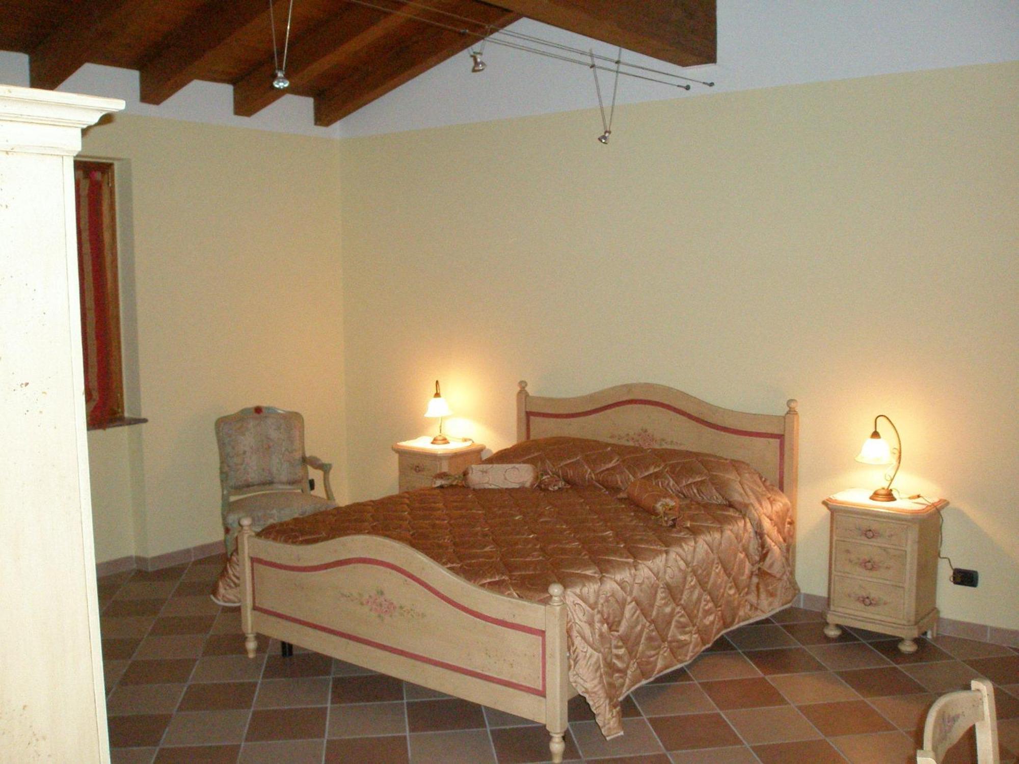 Bed And Breakfast Il Faggio Povegliano Veronese ภายนอก รูปภาพ